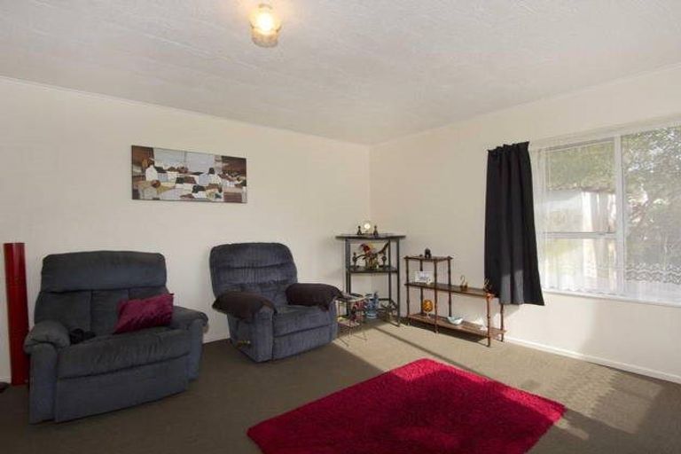 Photo of property in 66 Hine Road, Wainuiomata, Lower Hutt, 5014