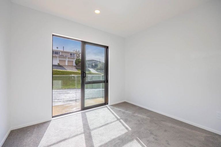 Photo of property in 44 Cyclarama Crescent, Massey, Auckland, 0614