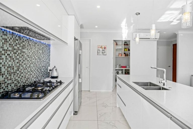 Photo of property in 37 Hungerford Drive, Rolleston, 7615