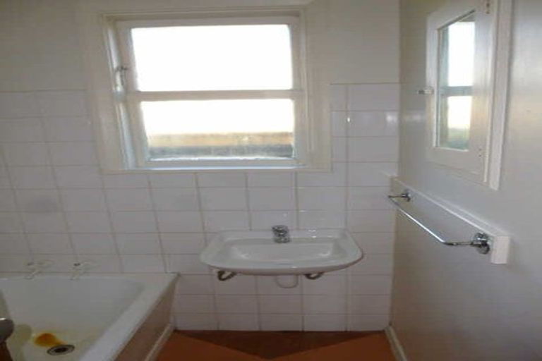 Photo of property in 8 Karamu Street, Upper Riccarton, Christchurch, 8041