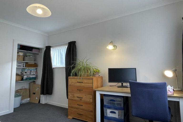 Photo of property in 66 Tarawera Road, Johnsonville, Wellington, 6037