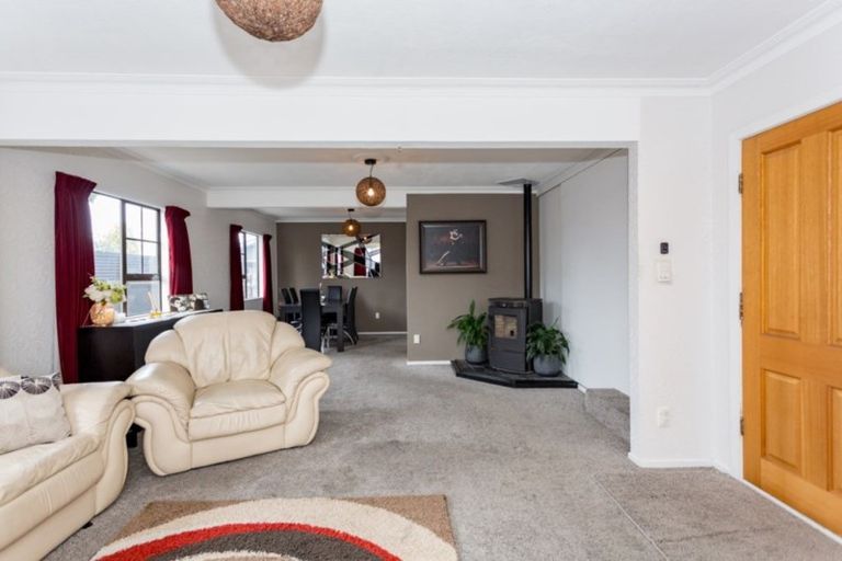 Photo of property in 12a Seymour Street, Hornby, Christchurch, 8042