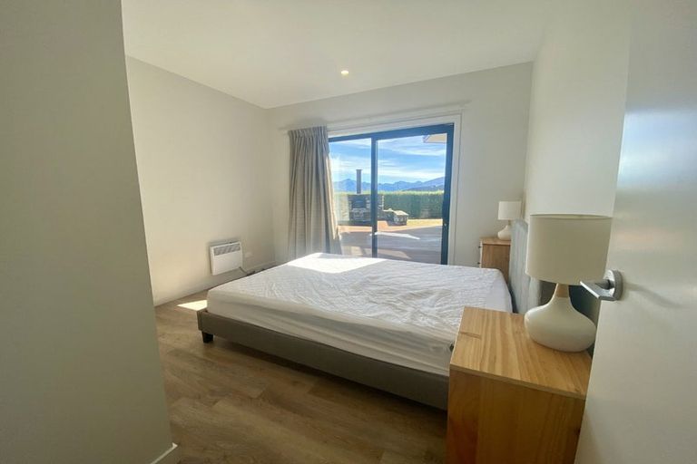 Photo of property in 6 Clutha Place, Wanaka, 9305
