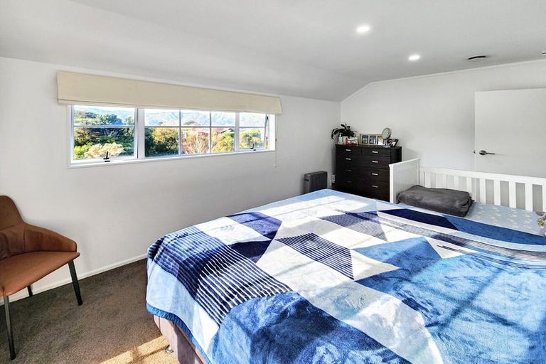 Photo of property in 21 Gainsborough Grove, Belmont, Lower Hutt, 5010