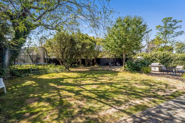 Photo of property in 9 Ludlow Place, Parklands, Christchurch, 8083