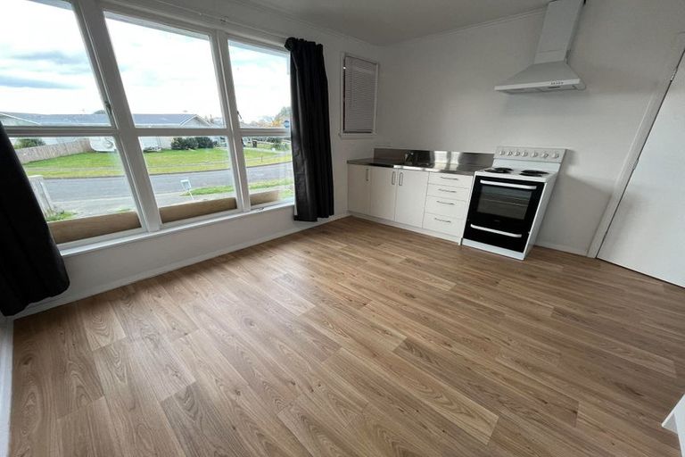 Photo of property in 23-25 Stephens Crescent, Highbury, Palmerston North, 4412