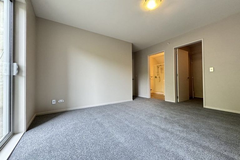 Photo of property in 2/114 Mitchell Street, Brooklyn, Wellington, 6021