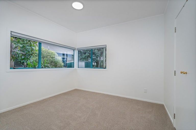 Photo of property in 10 Protea Crescent, Whitianga, 3510