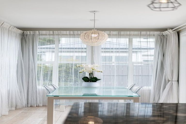 Photo of property in 5a Torless Terrace, Thorndon, Wellington, 6011