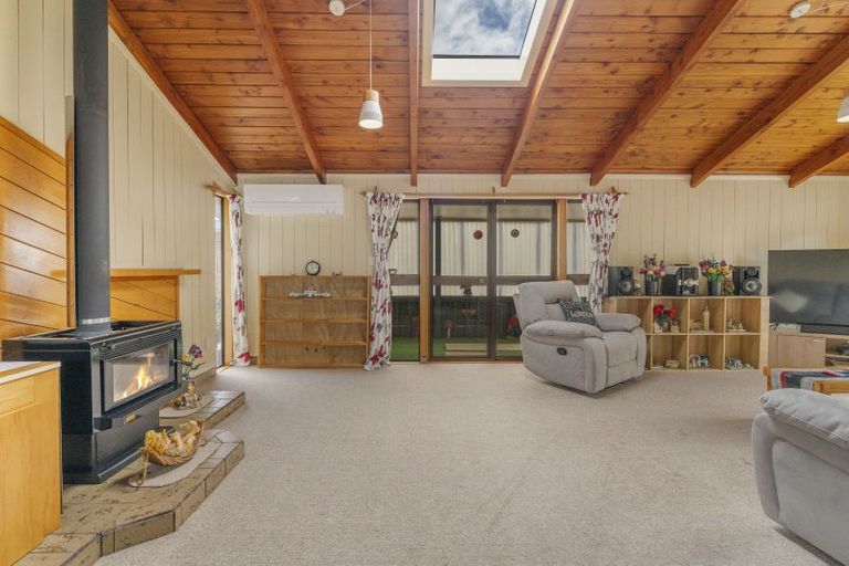 Photo of property in 2/12 Puriri Street, Hilltop, Taupo, 3330