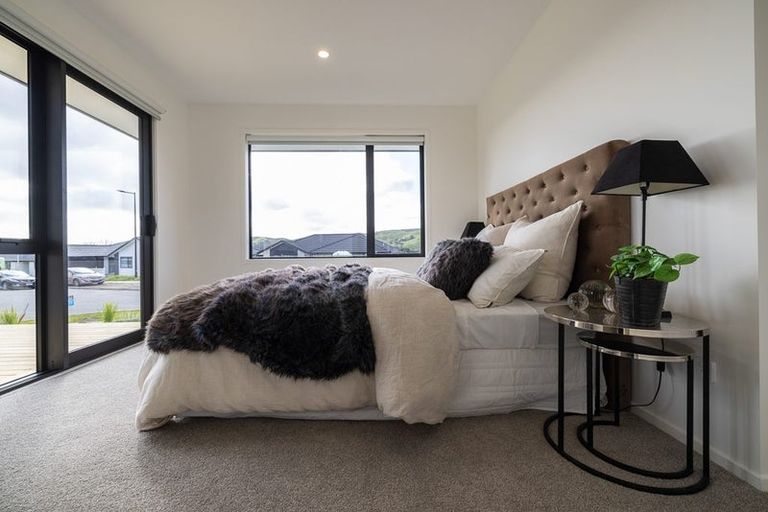 Photo of property in 11 Kanono Way, Helensville, 0800