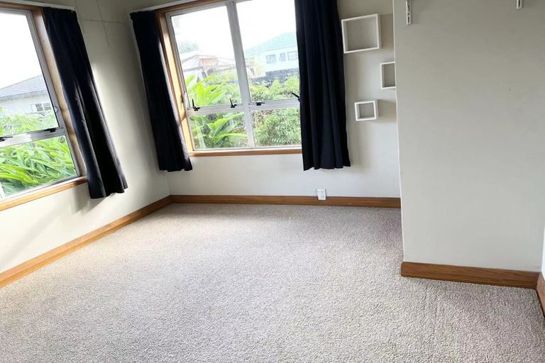 Photo of property in 14 Lyttelton Avenue, Forrest Hill, Auckland, 0620