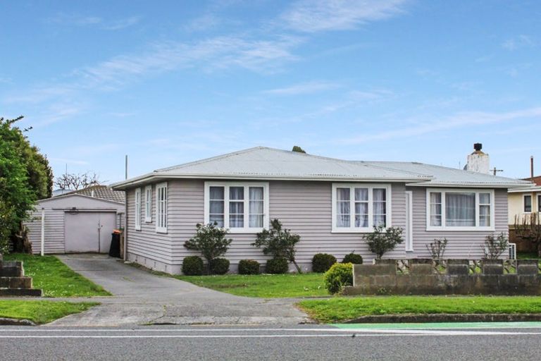 Photo of property in 99 College Street, Awapuni, Palmerston North, 4412