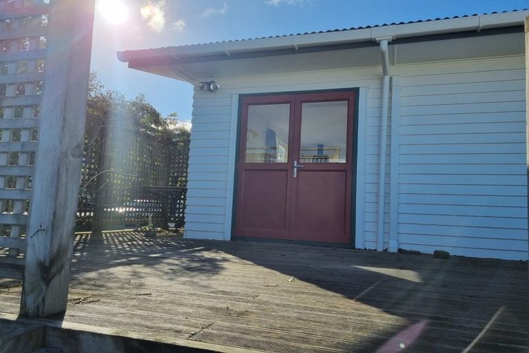 Photo of property in 9 Branscombe Street, Johnsonville, Wellington, 6037