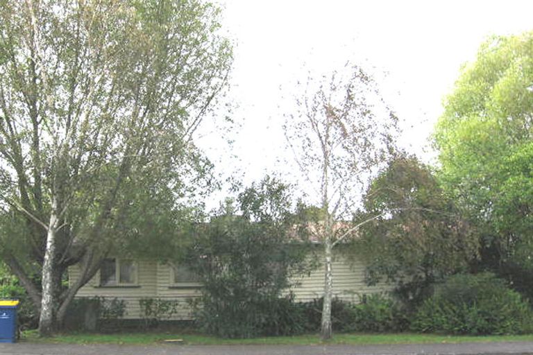 Photo of property in 1/32 Ranui Station Road, Ranui, Auckland, 0612
