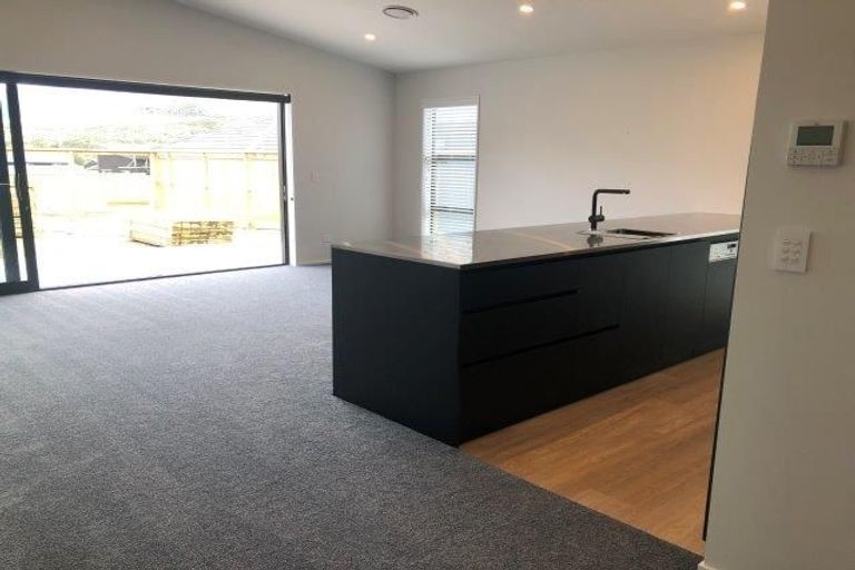 Photo of property in 10 Muster Road, Jacks Point, 9371