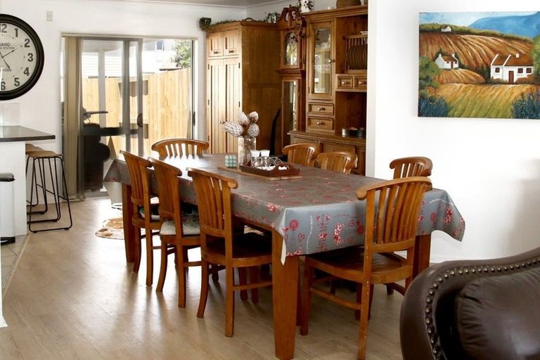 Photo of property in 8 Rene Way, Huntington, Hamilton, 3210