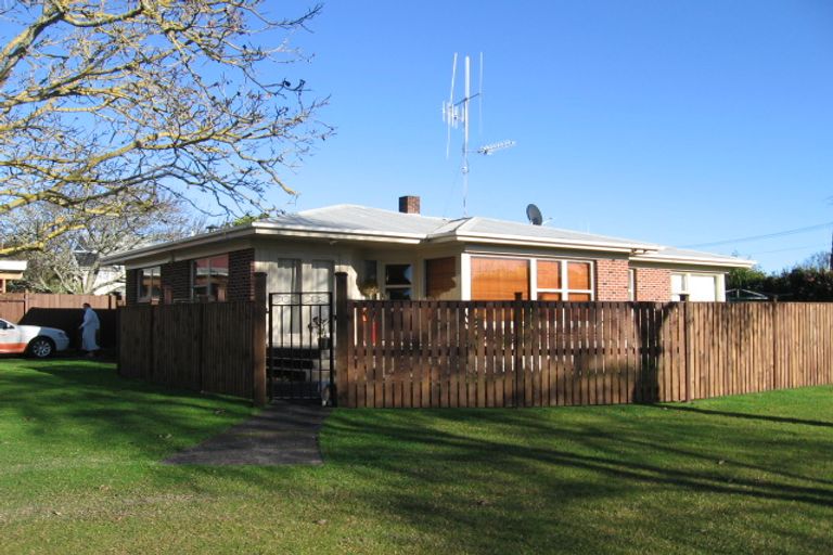 Photo of property in 37 Taylor Terrace, St Andrews, Hamilton, 3200