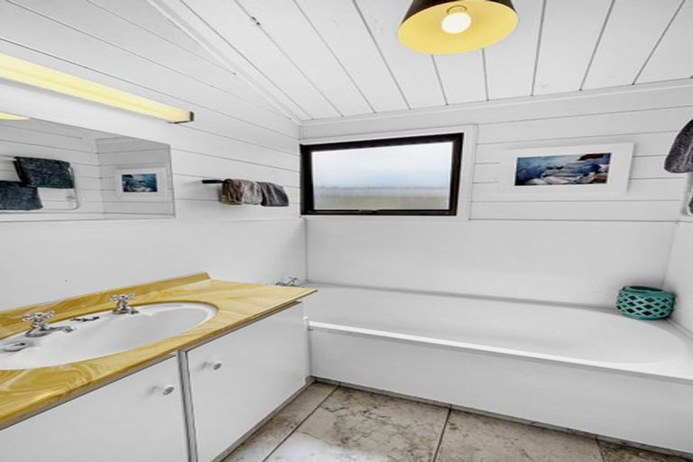 Photo of property in 174 Ocean Road, Ohope, 3121