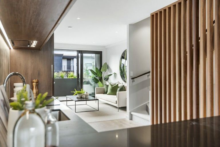 Photo of property in 11b Windlass Street, Long Bay, Auckland, 0630