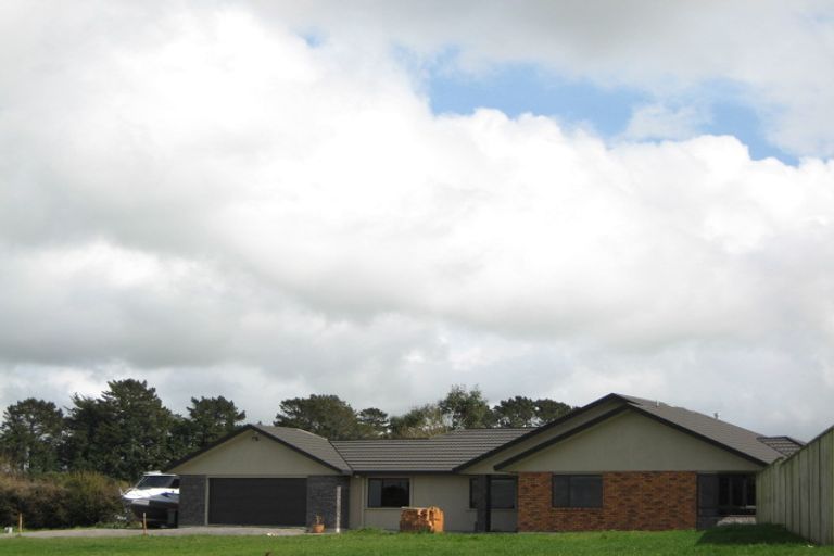 Photo of property in 3 Elizabeth Grove, Stratford, 4332