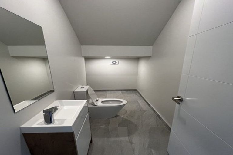 Photo of property in 35 Ksenia Drive, Flat Bush, Auckland, 2019