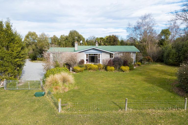 Photo of property in 51 Ribbonwood Road, Geraldine Downs, Geraldine, 7991