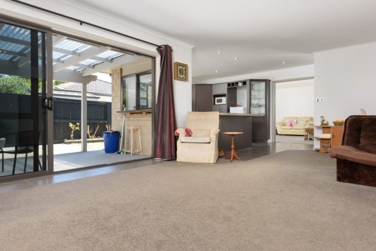 Photo of property in 11 Hansard Place, Bethlehem, Tauranga, 3110
