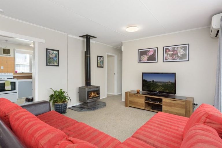 Photo of property in 13a Harris Street, Te Puke, 3119