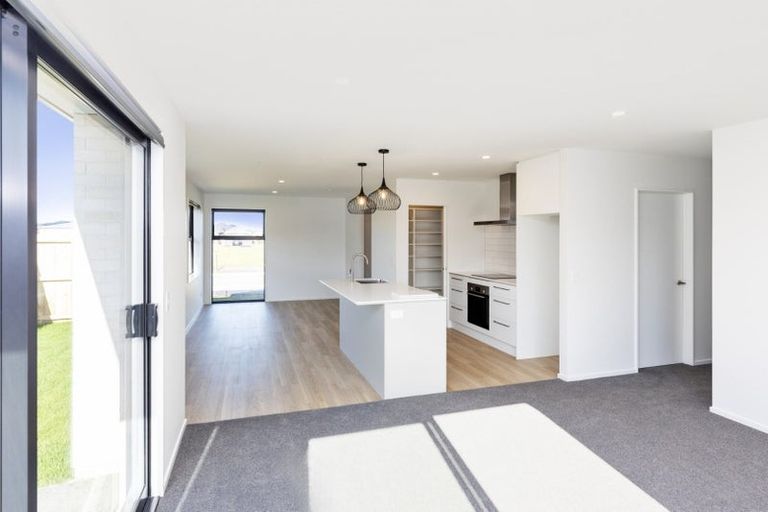 Photo of property in 13 Rita Angus Road, Belfast, 8051