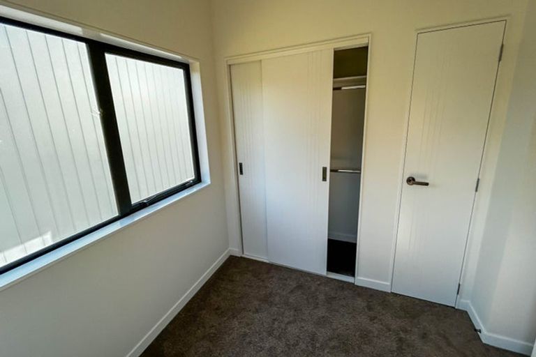 Photo of property in 12/196 Royal Road, Massey, Auckland, 0614