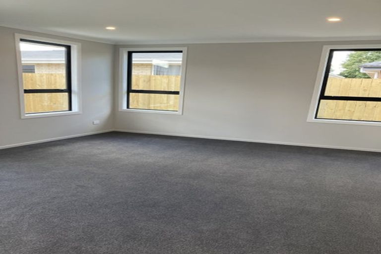 Photo of property in 49u2 Holland Road, Fairfield, Hamilton, 3214