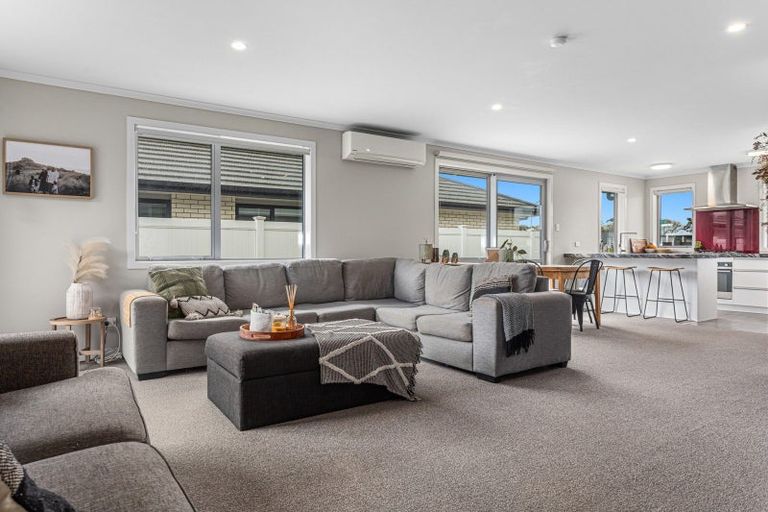 Photo of property in 15 Kakariki Drive, Coastlands, Whakatane, 3120