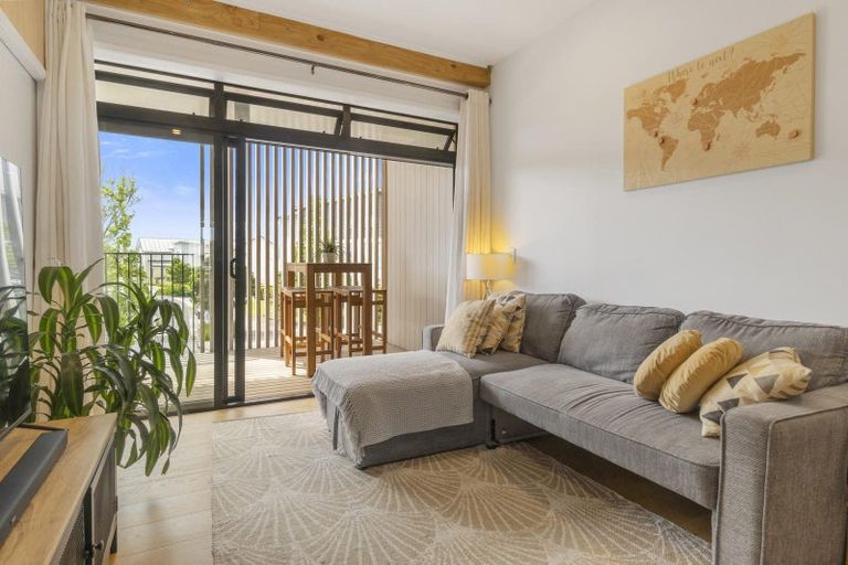 Photo of property in 6/167 Hobsonville Point Road, Hobsonville, Auckland, 0616