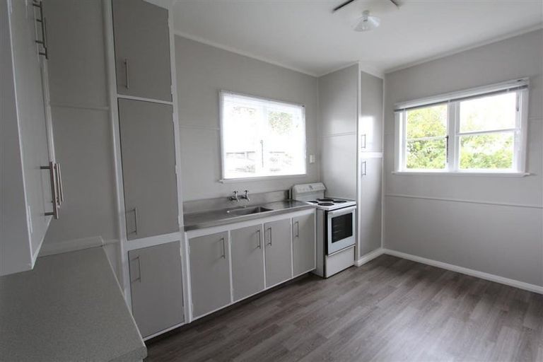 Photo of property in 112 Forest Lake Road, Forest Lake, Hamilton, 3200