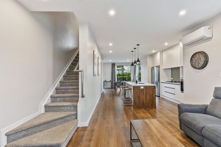 Photo of property in 102 Tarapuka Road, Westgate, Auckland, 0814
