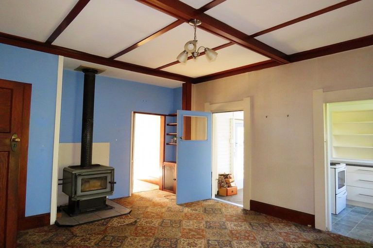 Photo of property in 116 Brougham Street, Westport, 7825