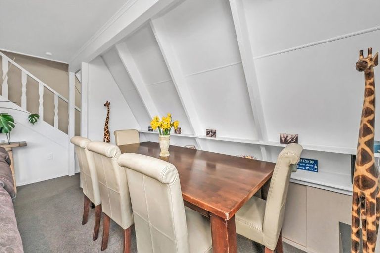 Photo of property in 24 Torlesse Crescent, Darfield, 7510