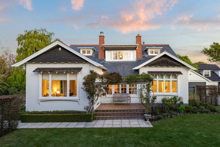 Photo of property in 200 Ilam Road, Ilam, Christchurch, 8041