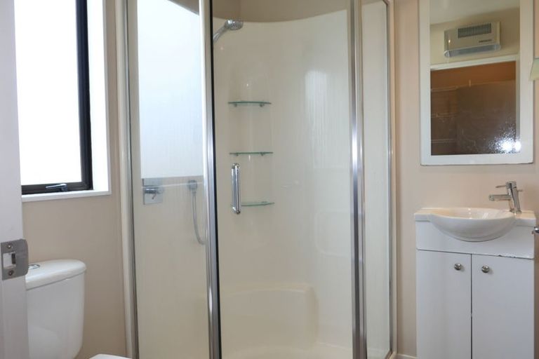 Photo of property in 2/10 Watson Drive, Paraparaumu Beach, Paraparaumu, 5032