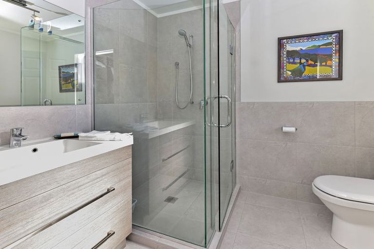 Photo of property in 1 Tolvah Place, Wattle Downs, Auckland, 2103