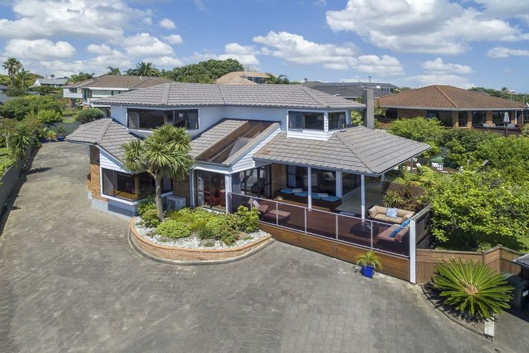 Photo of property in 75 Oliver Road, Eastern Beach, Auckland, 2012
