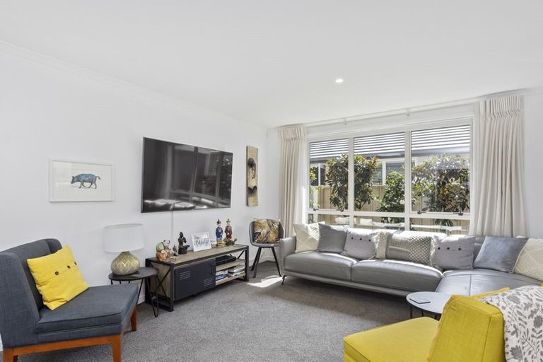 Photo of property in 18 Seashell Drive, Papamoa Beach, Papamoa, 3118