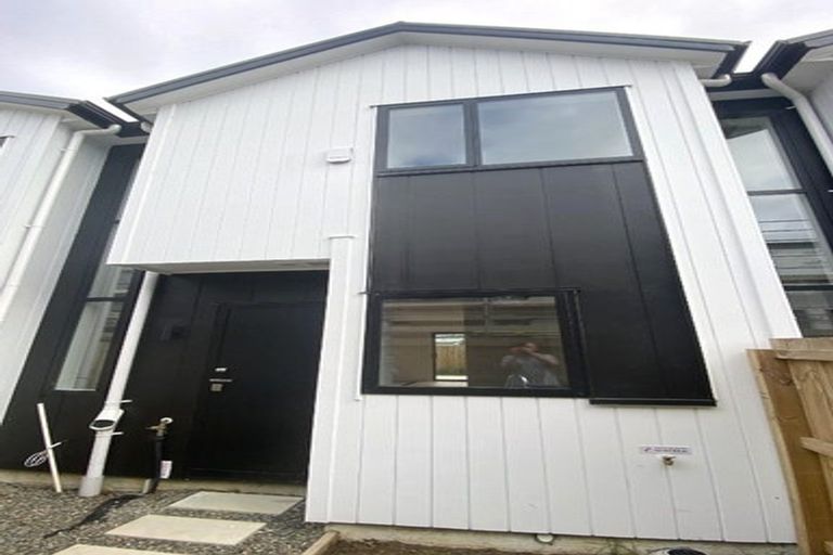 Photo of property in 5/28 Smythe Road, Henderson, Auckland, 0612