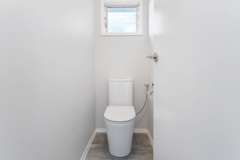 Photo of property in 191 Rangatira Road, Beach Haven, Auckland, 0626