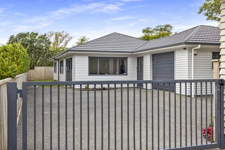 Photo of property in 316a Main Road, Tawa, Wellington, 5028