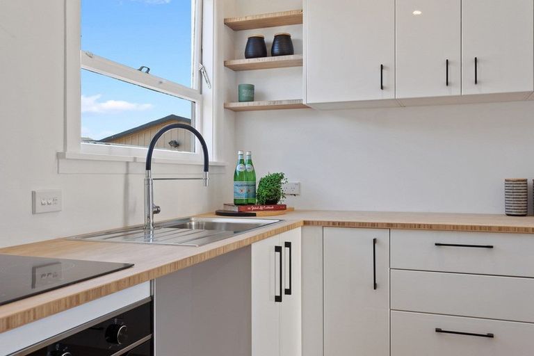 Photo of property in 16 Radley Street, Woolston, Christchurch, 8023