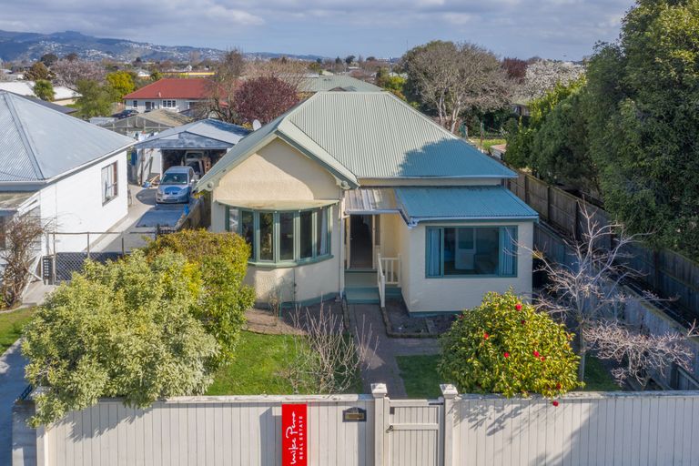 Photo of property in 44 Norwich Street, Linwood, Christchurch, 8062