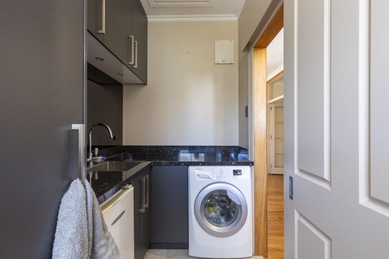 Photo of property in 8 Tawa Street, Inglewood, 4330