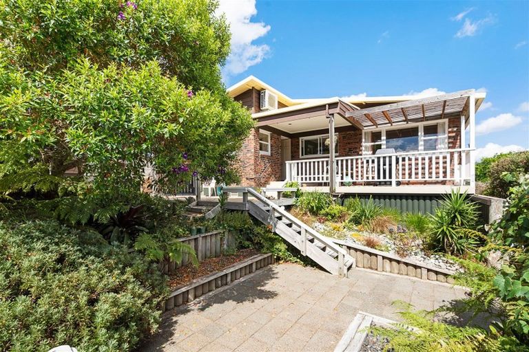 Photo of property in 37 Clotworthy Crescent, Onerahi, Whangarei, 0110